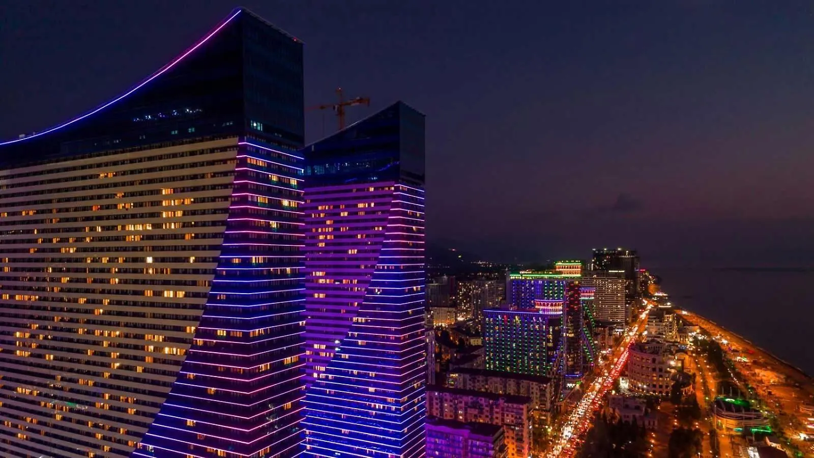 Beautiful Apartments Near The Sea - Orbi City N6 Batumi