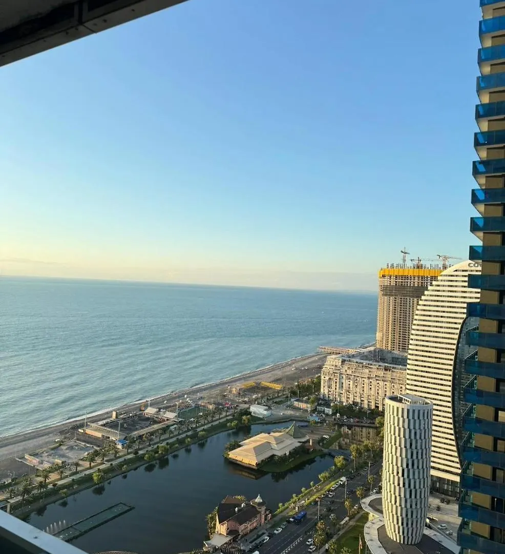 Hotel Beautiful Apartments Near The Sea - Orbi City N6 Batumi