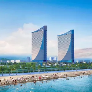 Отель Orbi Twin Towers